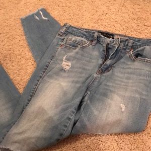 aeropostale ripped highwaisted blue jeans